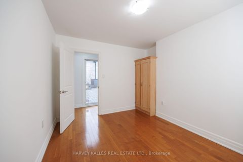 Photo 31 at 19 Blair Athol Crescent, Rosethorn, Toronto