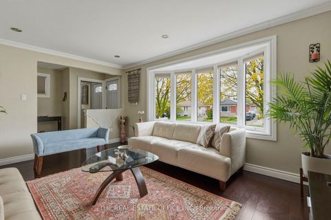 Photo 6 at 51 Gilroy Drive, Dorset Park, Toronto