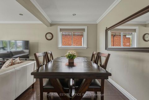 Photo 12 at 51 Gilroy Drive, Dorset Park, Toronto