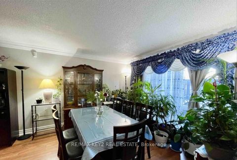 Photo 3 at 88 - 140 Ling Road, West Hill, Toronto