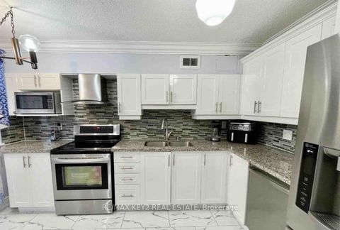 Photo 6 at 88 - 140 Ling Road, West Hill, Toronto