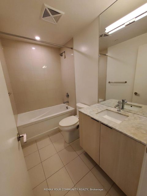 Photo 4 at 408 - 15 Queens Quay E, Waterfront Communities C8, Toronto