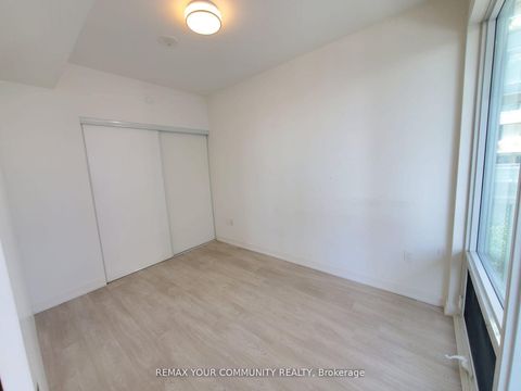 Photo 7 at 408 - 15 Queens Quay E, Waterfront Communities C8, Toronto