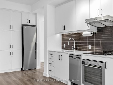 Photo 4 at 807 - 9 Tecumseth Street, Niagara, Toronto