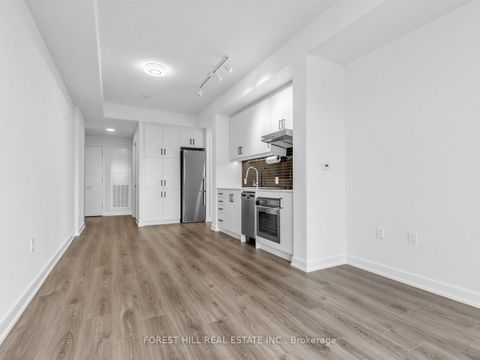 Photo 7 at 807 - 9 Tecumseth Street, Niagara, Toronto