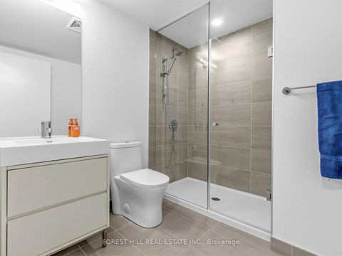 Photo 12 at 807 - 9 Tecumseth Street, Niagara, Toronto