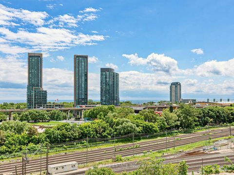 Photo 24 at 807 - 9 Tecumseth Street, Niagara, Toronto