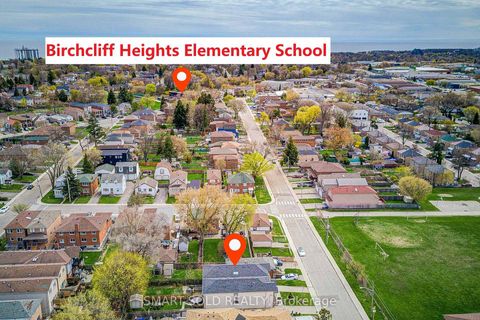 Photo 5 at 67 North Edgely Avenue, Birchmount, Toronto