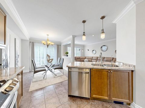 Photo 10 at 32 Beaverbrook Crescent, Rural Vaughan, Vaughan