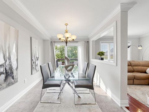 Photo 17 at 32 Beaverbrook Crescent, Rural Vaughan, Vaughan