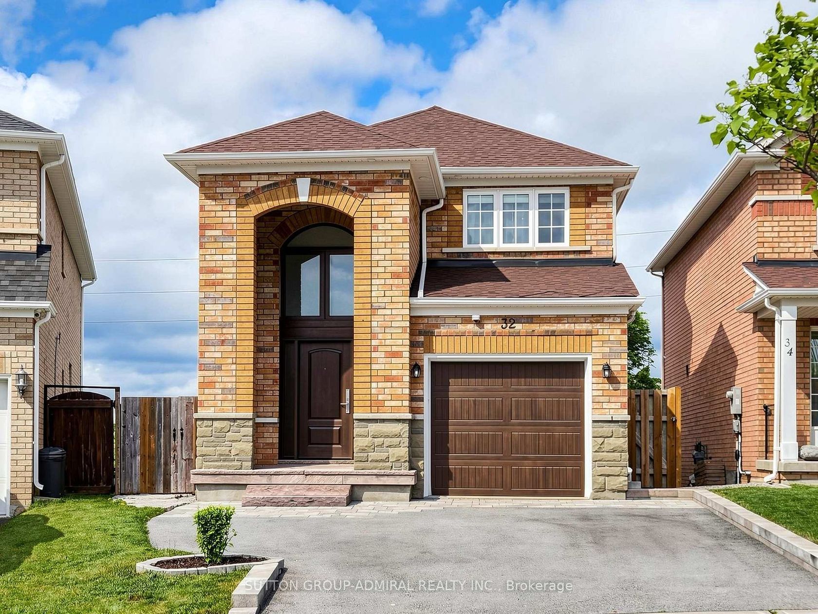 32 Beaverbrook Crescent, Rural Vaughan, Vaughan photo number 2