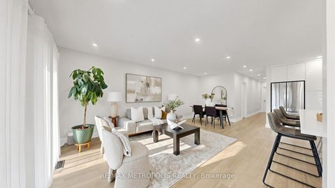 Photo 9 at 62 Davelayne Road, Humbermede, Toronto