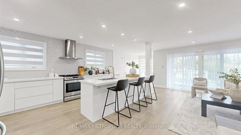 Photo 11 at 62 Davelayne Road, Humbermede, Toronto