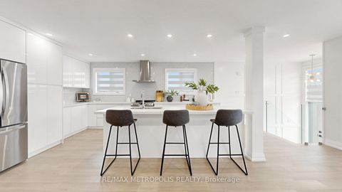 Photo 12 at 62 Davelayne Road, Humbermede, Toronto