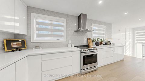 Photo 15 at 62 Davelayne Road, Humbermede, Toronto