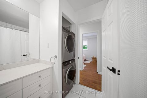 Photo 11 at 63 Vanguard Drive, City Centre West, Toronto
