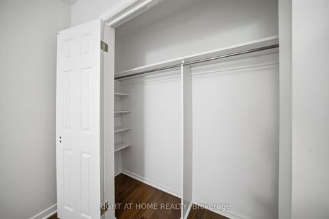 Photo 13 at 63 Vanguard Drive, City Centre West, Toronto
