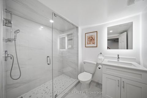 Photo 26 at 63 Vanguard Drive, City Centre West, Toronto