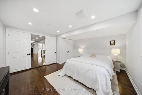 Photo 28 at 63 Vanguard Drive, City Centre West, Toronto