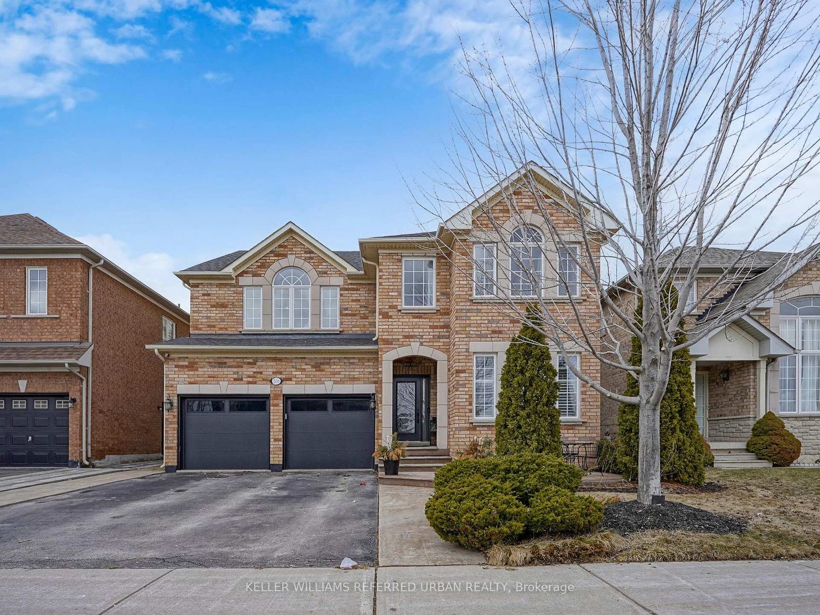 208 Maria Antonia Road, Vellore Village, Vaughan photo number 2
