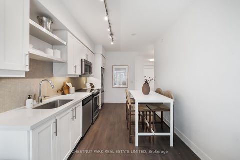 Photo 4 at 923 - 525 Adelaide Street W, Waterfront Communities C1, Toronto