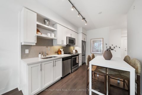 Photo 5 at 923 - 525 Adelaide Street W, Waterfront Communities C1, Toronto