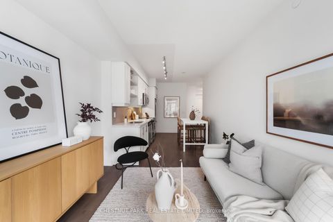 Photo 7 at 923 - 525 Adelaide Street W, Waterfront Communities C1, Toronto