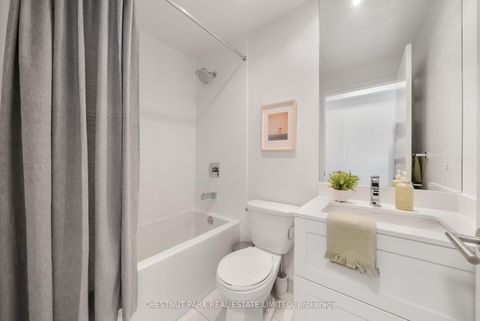 Photo 15 at 923 - 525 Adelaide Street W, Waterfront Communities C1, Toronto