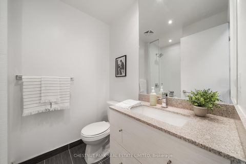 Photo 16 at 923 - 525 Adelaide Street W, Waterfront Communities C1, Toronto