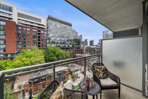 Photo 19 at 923 - 525 Adelaide Street W, Waterfront Communities C1, Toronto