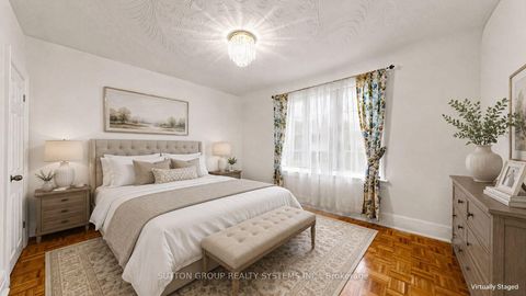 Photo 8 at 799 Lansdowne Avenue, Junction, Toronto