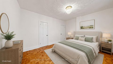 Photo 11 at 799 Lansdowne Avenue, Junction, Toronto