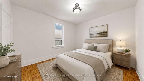 Photo 13 at 799 Lansdowne Avenue, Junction, Toronto