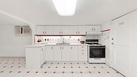 Photo 17 at 799 Lansdowne Avenue, Junction, Toronto