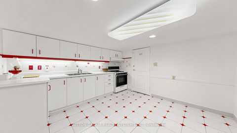 Photo 19 at 799 Lansdowne Avenue, Junction, Toronto
