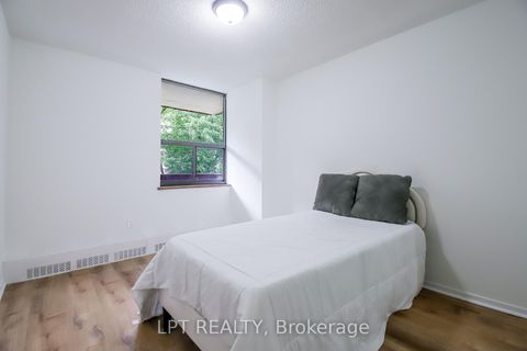Photo 25 at 209 - 90 Ling Road, West Hill, Toronto