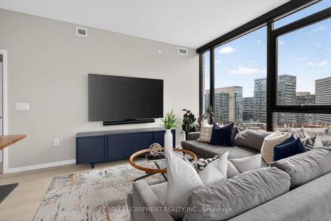Photo 4 at PH1001 - 41 Dovercourt Road, Niagara, Toronto