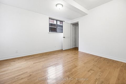 Photo 9 at 26 Neilor Crescent, Markland Wood, Toronto
