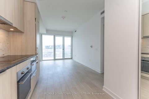 Photo 5 at 1410 - 15 Queens Quay E, Waterfront Communities C8, Toronto