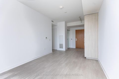 Photo 8 at 1410 - 15 Queens Quay E, Waterfront Communities C8, Toronto