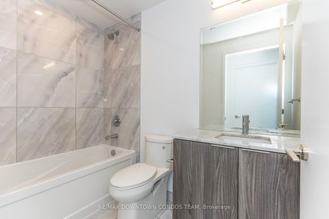 Photo 18 at 1410 - 15 Queens Quay E, Waterfront Communities C8, Toronto