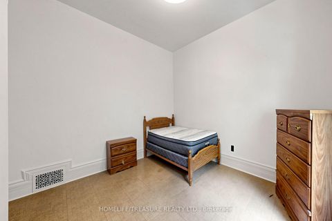 Photo 16 at 123 robert Street, University, Toronto