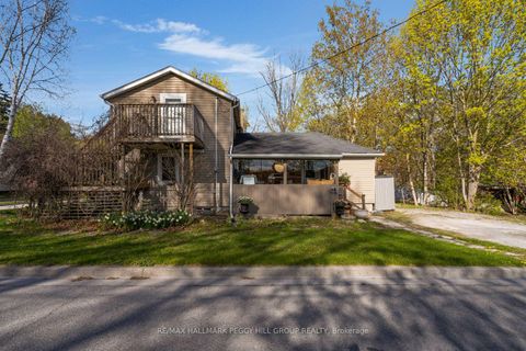 Photo 1 at 621 Lydia Street, College Manor, Newmarket