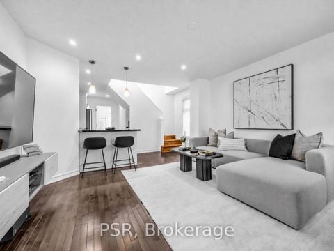 Photo 1 at 562 Arlington Avenue, Cedarvale, Toronto