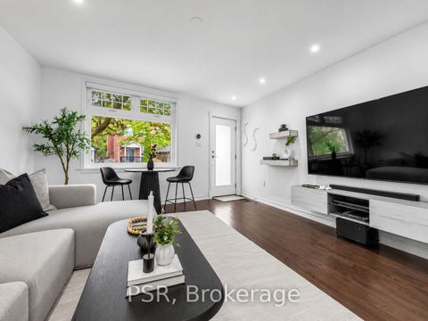 Photo 3 at 562 Arlington Avenue, Cedarvale, Toronto