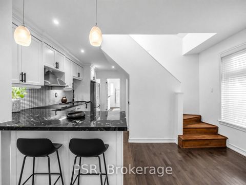 Photo 4 at 562 Arlington Avenue, Cedarvale, Toronto
