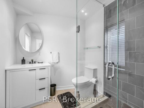 Photo 8 at 562 Arlington Avenue, Cedarvale, Toronto