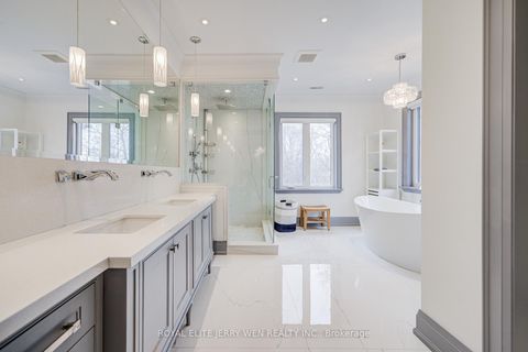 Photo 21 at 300 Upper Highland Crescent, Windfields, Toronto
