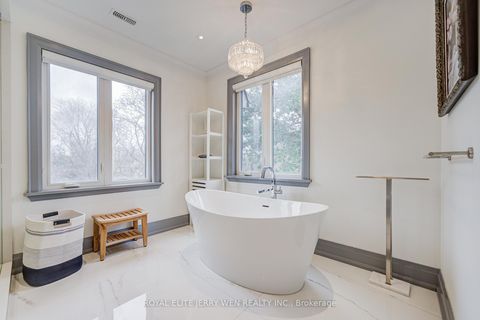 Photo 22 at 300 Upper Highland Crescent, Windfields, Toronto