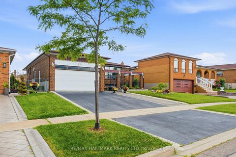 Photo 6 at 65 Oakhill Road, West Woodbridge, Vaughan